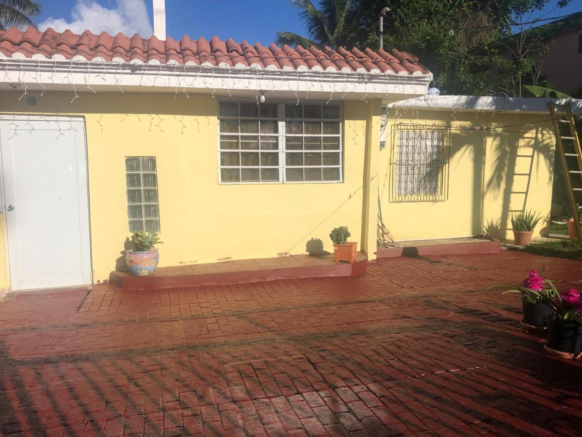 Gavidias Guest House San Lorenzo المظهر الخارجي الصورة