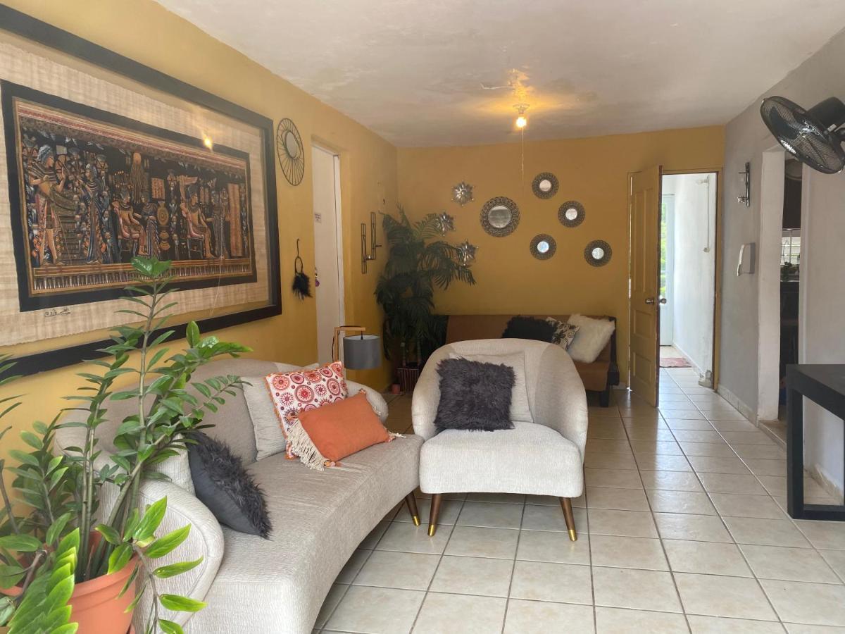 Gavidias Guest House San Lorenzo المظهر الخارجي الصورة