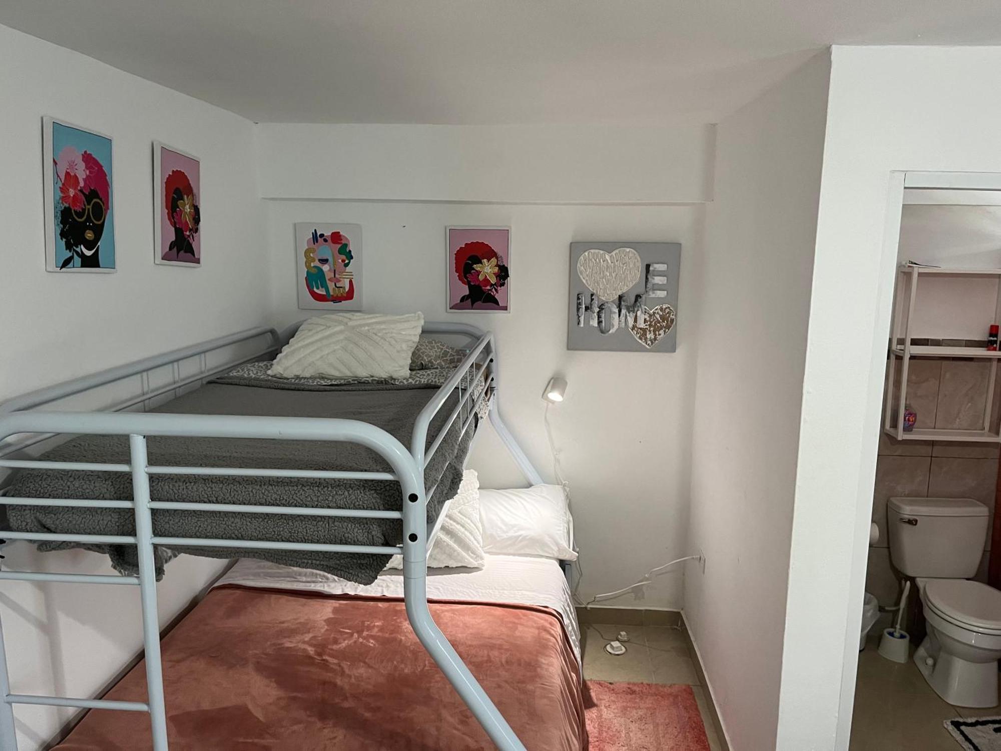 Gavidias Guest House San Lorenzo المظهر الخارجي الصورة